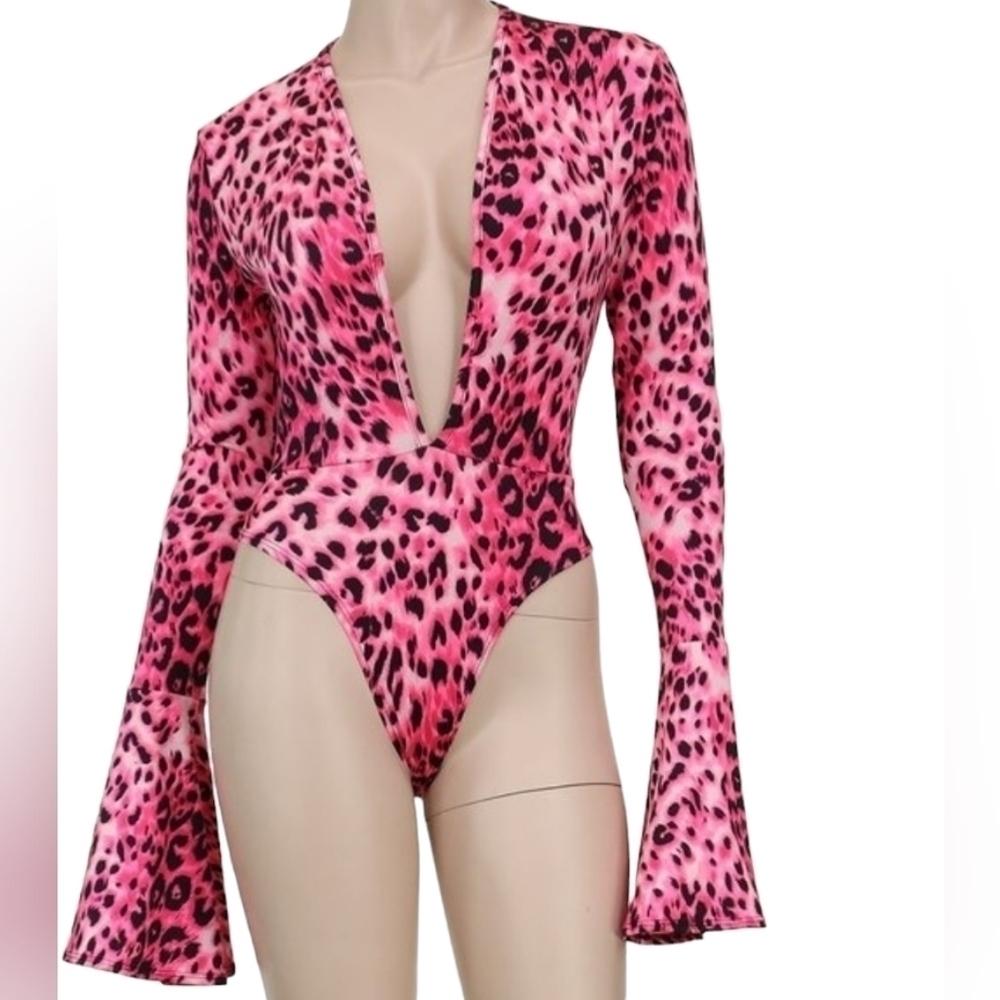 Long Flare Sleeve Animal Print Bodysuit Stretch Deep V-Neck